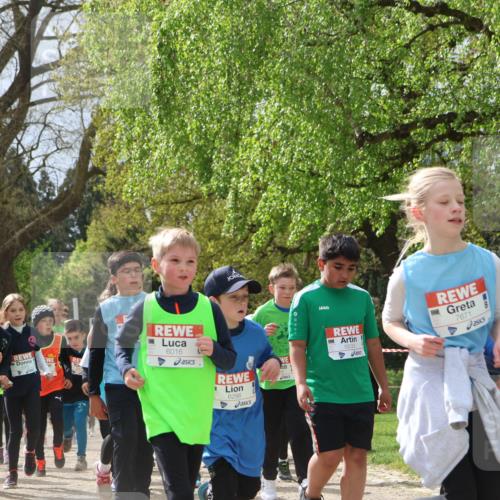 25.04.2026 - Das Zehntel Zöllner http://msf.ph/oto/9609916 25.04.2026 09:44:57 Laufen 6016, 7671, 5724, 5533, 6298, 14 meine-sportfotos.de