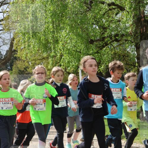25.04.2026 - Das Zehntel Zöllner http://msf.ph/oto/9609968 25.04.2026 09:45:00 Laufen 6458, 5271, 5731, 5757, 6369, 5286 meine-sportfotos.de