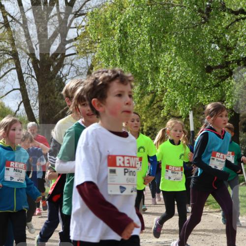 25.04.2026 - Das Zehntel Zöllner http://msf.ph/oto/9610010 25.04.2026 09:45:01 Laufen 5678, 6458, 7241, 569 meine-sportfotos.de