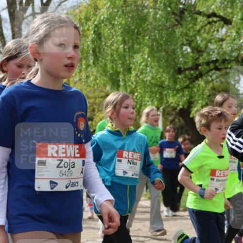 25.04.2026 - Das Zehntel Zöllner http://msf.ph/oto/9610038 25.04.2026 09:45:02 Laufen 5429, 5429, 5678, 600, 6473, 64 meine-sportfotos.de