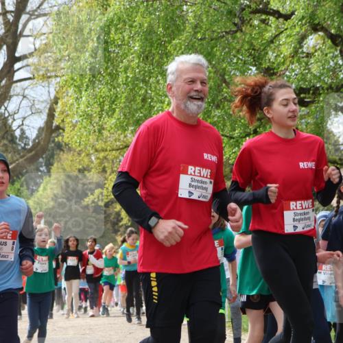 25.04.2026 - Das Zehntel Zöllner http://msf.ph/oto/9610088 25.04.2026 09:45:06 Laufen 7680, 7666, 6631 meine-sportfotos.de