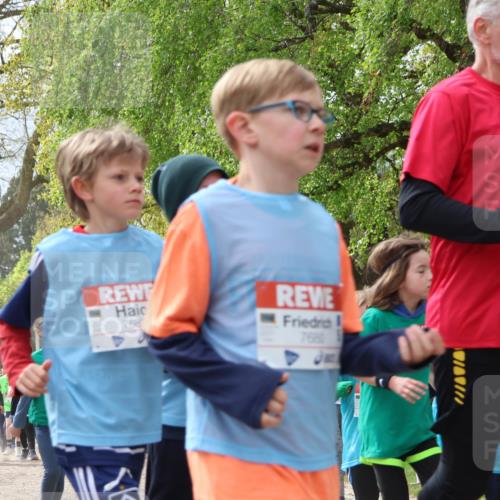 25.04.2026 - Das Zehntel Zöllner http://msf.ph/oto/9610096 25.04.2026 09:45:07 Laufen 768, 7680, 782 meine-sportfotos.de