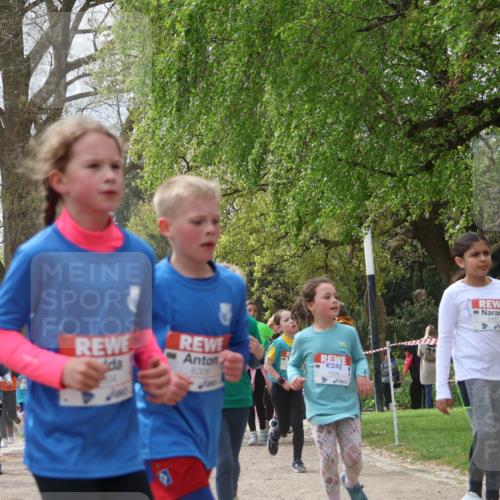 25.04.2026 - Das Zehntel Zöllner http://msf.ph/oto/9610106 25.04.2026 09:45:08 Laufen 6825, 6306, 7609 meine-sportfotos.de