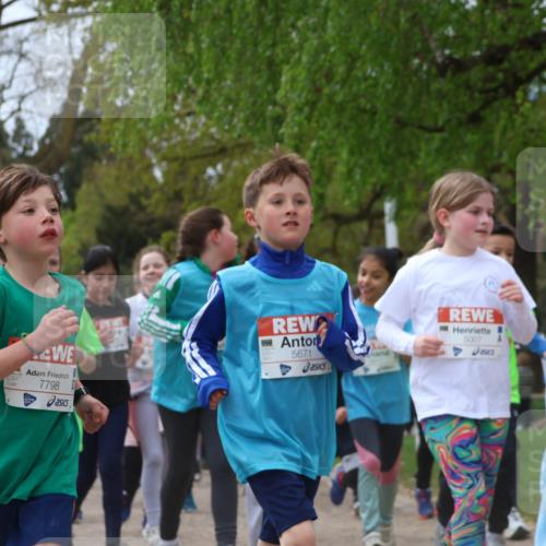 25.04.2026 - Das Zehntel Zöllner http://msf.ph/oto/9610234 25.04.2026 09:45:16 Laufen 7798, 5671, 5007 meine-sportfotos.de