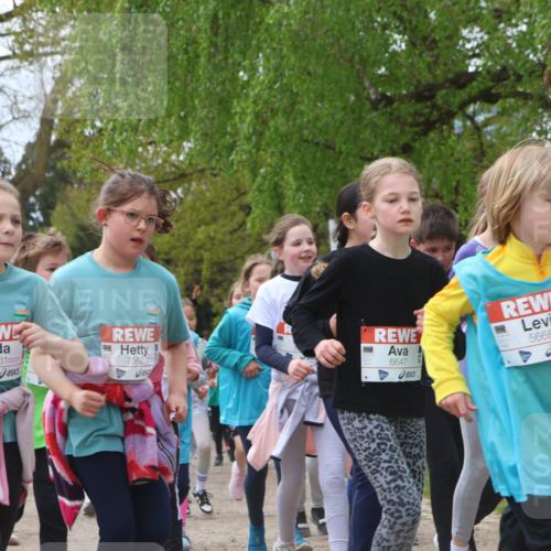 25.04.2026 - Das Zehntel Zöllner http://msf.ph/oto/9610290 25.04.2026 09:45:18 Laufen 7531, 7562, 6647, 2515, 5668 meine-sportfotos.de