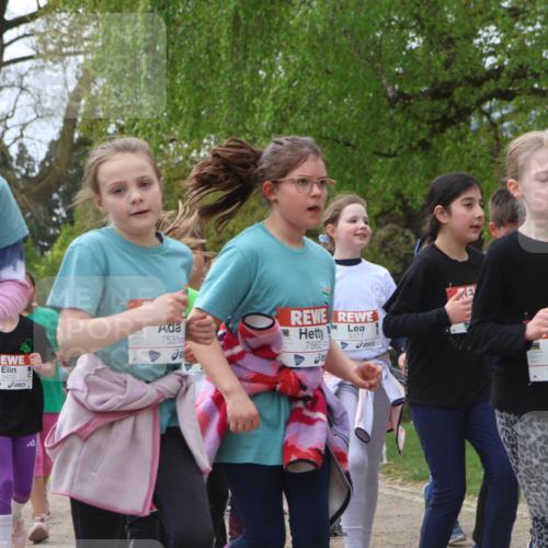 25.04.2026 - Das Zehntel Zöllner http://msf.ph/oto/9610298 25.04.2026 09:45:19 Laufen 7514, 5472, 7531, 5171, 7562, 250, 6647, 250 meine-sportfotos.de