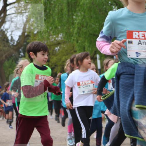 25.04.2026 - Das Zehntel Zöllner http://msf.ph/oto/9610316 25.04.2026 09:45:19 Laufen 7538, 5170, 7514, 15 meine-sportfotos.de