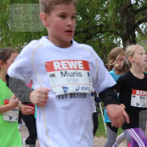 25.04.2026 - Das Zehntel Zöllner http://msf.ph/oto/9610342 25.04.2026 09:45:21 Laufen 704, 6181, 5472, 520 meine-sportfotos.de