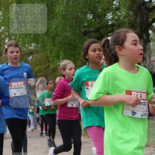25.04.2026 - Das Zehntel Zöllner http://msf.ph/oto/9610348 25.04.2026 09:45:21 Laufen 6362, 6366, 7045, 5676 meine-sportfotos.de