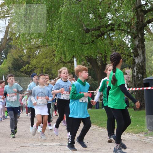 25.04.2026 - Das Zehntel Zöllner http://msf.ph/oto/9610408 25.04.2026 09:45:24 Laufen 6275 meine-sportfotos.de