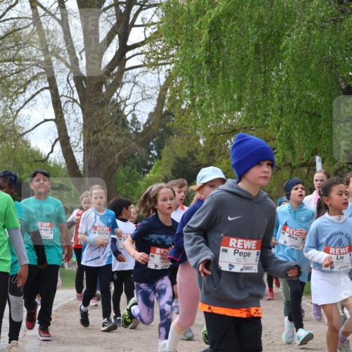25.04.2026 - Das Zehntel Zöllner http://msf.ph/oto/9610420 25.04.2026 09:45:25 Laufen 7143, 6275, 6400, 6398 meine-sportfotos.de