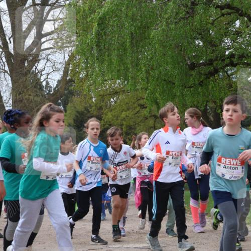 25.04.2026 - Das Zehntel Zöllner http://msf.ph/oto/9610450 25.04.2026 09:45:27 Laufen 7143, 7708, 6725, 7554 meine-sportfotos.de