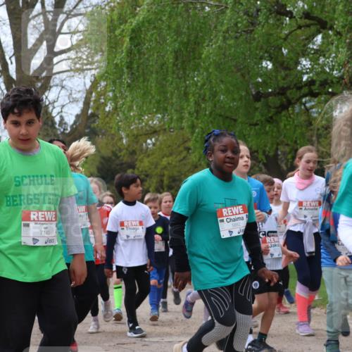 25.04.2026 - Das Zehntel Zöllner http://msf.ph/oto/9610478 25.04.2026 09:45:28 Laufen 7143, 5882, 5875 meine-sportfotos.de