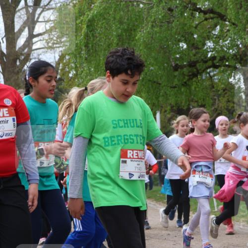 25.04.2026 - Das Zehntel Zöllner http://msf.ph/oto/9610496 25.04.2026 09:45:28 Laufen 6110, 7143, 5075 meine-sportfotos.de