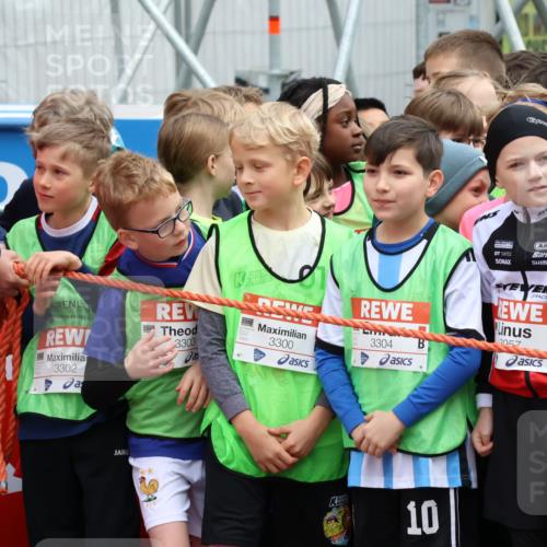 25.04.2026 - Das Zehntel Yannick Fuchs http://msf.ph/oto/9610569 25.04.2026 08:16:09 Allgemein zum Event 3302, 3303, 3300, 3300, 3304, 3057, 10 meine-sportfotos.de