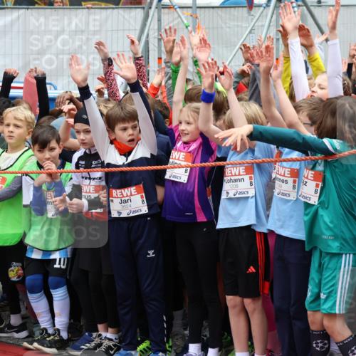 25.04.2026 - Das Zehntel Yannick Fuchs http://msf.ph/oto/9610616 25.04.2026 08:17:08 Allgemein zum Event 3304, 10, 3624, 1208, 199, 2298 meine-sportfotos.de