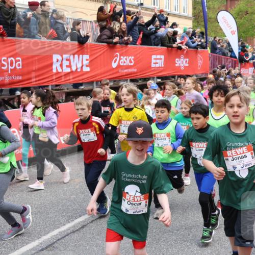 25.04.2026 - Das Zehntel Yannick Fuchs http://msf.ph/oto/9611003 25.04.2026 08:30:59 Allgemein zum Event 1329, 444, 43, 1, 2492, 9, 1321 meine-sportfotos.de
