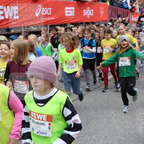 25.04.2026 - Das Zehntel Yannick Fuchs http://msf.ph/oto/9611089 25.04.2026 08:31:12 Allgemein zum Event 1896, 1564, 3207, 3191 meine-sportfotos.de