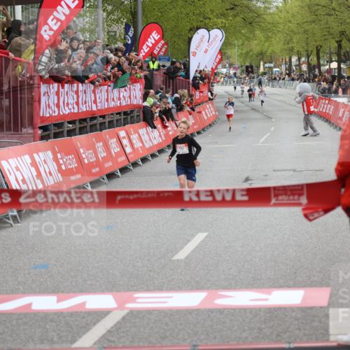 25.04.2026 - Das Zehntel Strokosch-Dieckow http://msf.ph/oto/9614710 25.04.2026 08:46:31 Ziel  meine-sportfotos.de