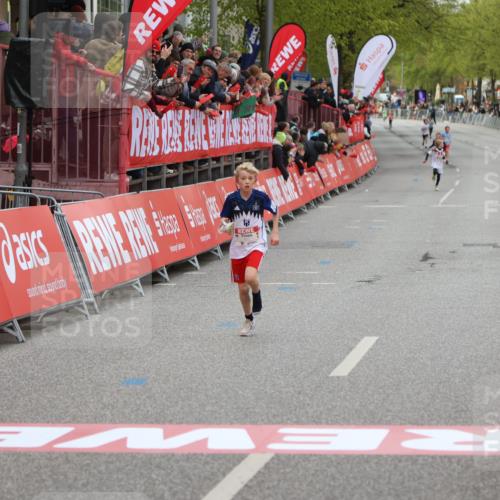 25.04.2026 - Das Zehntel Strokosch-Dieckow http://msf.ph/oto/9614806 25.04.2026 08:46:41 Ziel 4017 meine-sportfotos.de