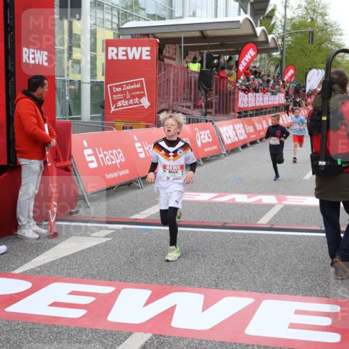 25.04.2026 - Das Zehntel Strokosch-Dieckow http://msf.ph/oto/9614949 25.04.2026 08:46:52 Ziel 2328, 3081 meine-sportfotos.de