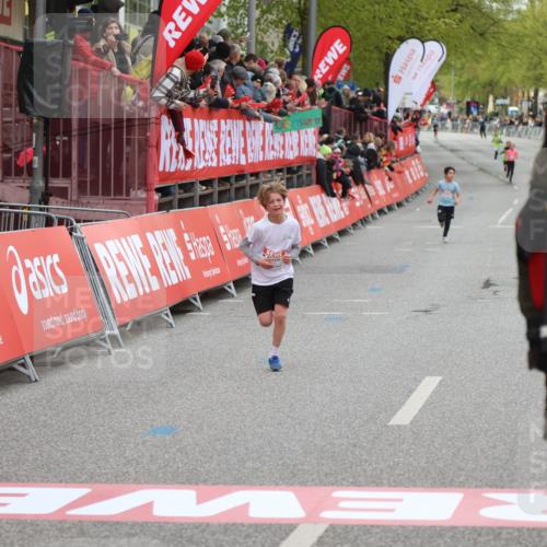 25.04.2026 - Das Zehntel Strokosch-Dieckow http://msf.ph/oto/9615028 25.04.2026 08:47:03 Ziel  meine-sportfotos.de