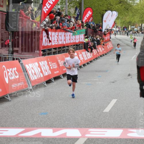 25.04.2026 - Das Zehntel Strokosch-Dieckow http://msf.ph/oto/9615032 25.04.2026 08:47:03 Ziel  meine-sportfotos.de