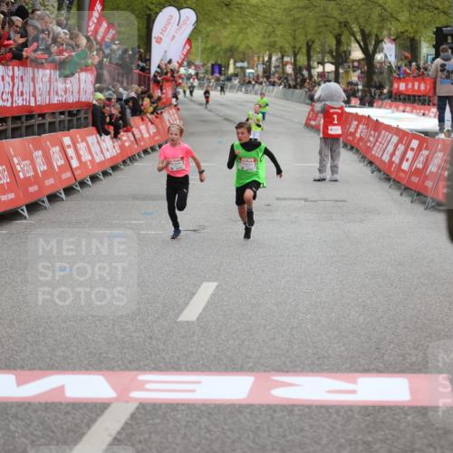 25.04.2026 - Das Zehntel Strokosch-Dieckow http://msf.ph/oto/9615123 25.04.2026 08:47:15 Ziel 2043, 3582 meine-sportfotos.de