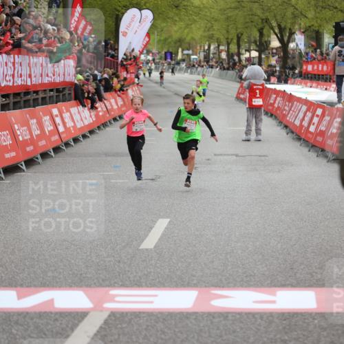 25.04.2026 - Das Zehntel Strokosch-Dieckow http://msf.ph/oto/9615135 25.04.2026 08:47:15 Ziel 2043, 3582 meine-sportfotos.de