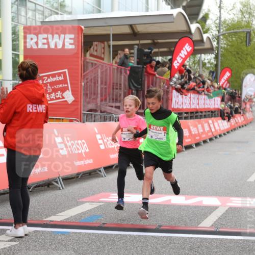 25.04.2026 - Das Zehntel Strokosch-Dieckow http://msf.ph/oto/9615185 25.04.2026 08:47:18 Ziel 2043 meine-sportfotos.de