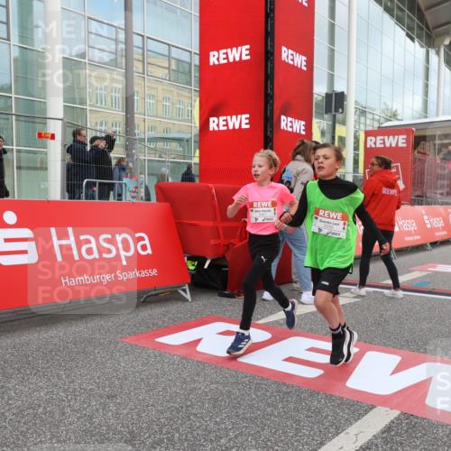 25.04.2026 - Das Zehntel Strokosch-Dieckow http://msf.ph/oto/9615253 25.04.2026 08:47:19 Ziel  meine-sportfotos.de