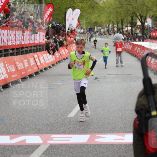 25.04.2026 - Das Zehntel Strokosch-Dieckow http://msf.ph/oto/9615297 25.04.2026 08:47:25 Ziel 3188, 3339, 3997 meine-sportfotos.de