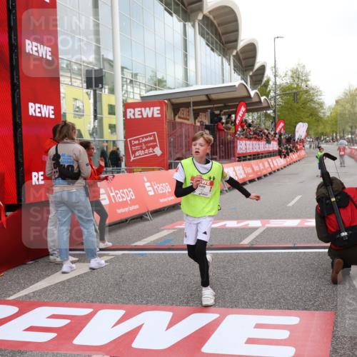 25.04.2026 - Das Zehntel Strokosch-Dieckow http://msf.ph/oto/9615354 25.04.2026 08:47:28 Ziel 3188, 3339, 3997 meine-sportfotos.de