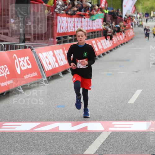 25.04.2026 - Das Zehntel Strokosch-Dieckow http://msf.ph/oto/9615456 25.04.2026 08:47:43 Ziel  meine-sportfotos.de