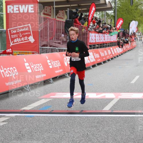 25.04.2026 - Das Zehntel Strokosch-Dieckow http://msf.ph/oto/9615494 25.04.2026 08:47:44 Ziel  meine-sportfotos.de