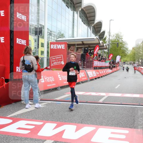 25.04.2026 - Das Zehntel Strokosch-Dieckow http://msf.ph/oto/9615527 25.04.2026 08:47:44 Ziel  meine-sportfotos.de