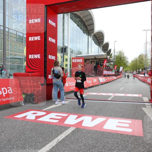 25.04.2026 - Das Zehntel Strokosch-Dieckow http://msf.ph/oto/9615536 25.04.2026 08:47:45 Ziel  meine-sportfotos.de