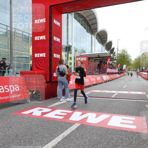 25.04.2026 - Das Zehntel Strokosch-Dieckow http://msf.ph/oto/9615554 25.04.2026 08:47:45 Ziel  meine-sportfotos.de