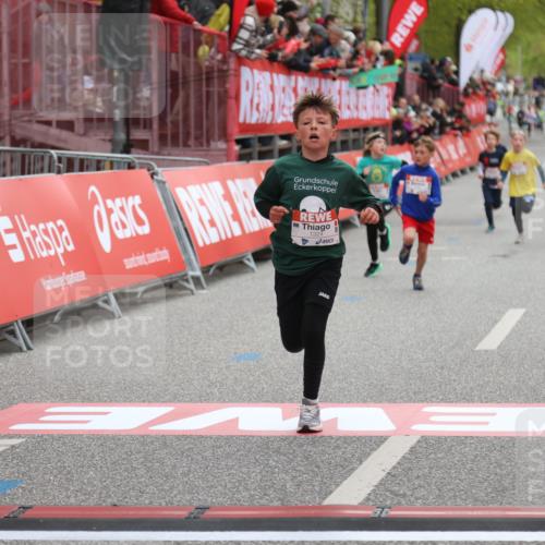 25.04.2026 - Das Zehntel Strokosch-Dieckow http://msf.ph/oto/9615668 25.04.2026 08:47:52 Ziel 1324, 1726, 2160 meine-sportfotos.de