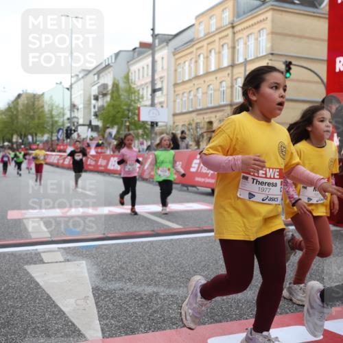 25.04.2026 - Das Zehntel Strokosch-Dieckow http://msf.ph/oto/9615695 25.04.2026 09:07:50 Ziel 1272, 1347, 1442, 1498, 1954, 1976, 1977, 2272, 2287, 3761, 3775, 3910 meine-sportfotos.de