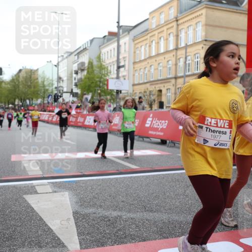 25.04.2026 - Das Zehntel Strokosch-Dieckow http://msf.ph/oto/9615704 25.04.2026 09:07:50 Ziel 1272, 1347, 1442, 1498, 1954, 1976, 1977, 2272, 2287, 3761, 3775, 3910 meine-sportfotos.de