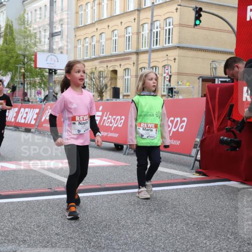 25.04.2026 - Das Zehntel Strokosch-Dieckow http://msf.ph/oto/9615721 25.04.2026 09:07:51 Ziel 1272, 1347, 1442, 1954, 1976, 1977, 2272, 2287, 3761, 3775, 3910 meine-sportfotos.de