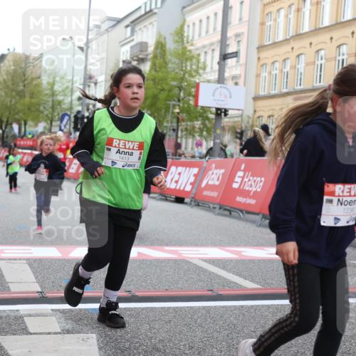 25.04.2026 - Das Zehntel Strokosch-Dieckow http://msf.ph/oto/9615787 25.04.2026 09:07:59 Ziel 1077, 1087, 1236, 1403, 1413, 2573, 2757 meine-sportfotos.de