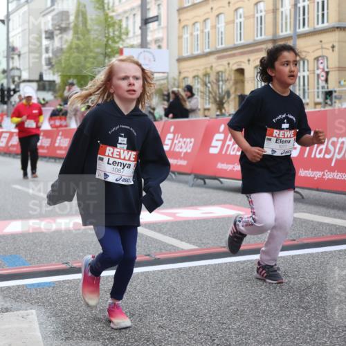 25.04.2026 - Das Zehntel Strokosch-Dieckow http://msf.ph/oto/9615793 25.04.2026 09:08:01 Ziel 1077, 1087, 1236, 1403, 1413, 2573, 2757 meine-sportfotos.de