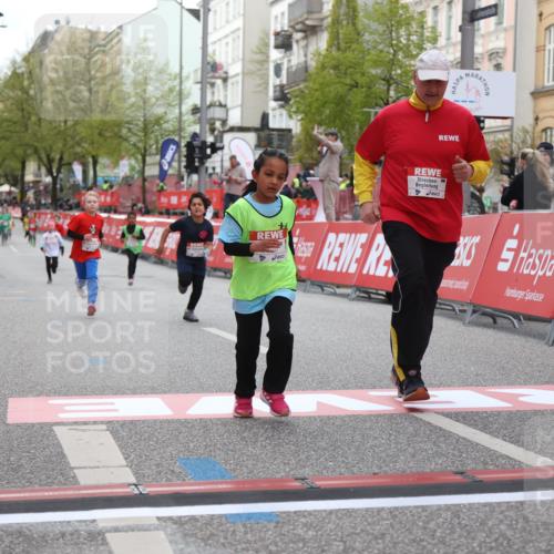 25.04.2026 - Das Zehntel Strokosch-Dieckow http://msf.ph/oto/9615815 25.04.2026 09:08:04 Ziel 1077, 1087, 1413, 2573, 3008, 3129 meine-sportfotos.de
