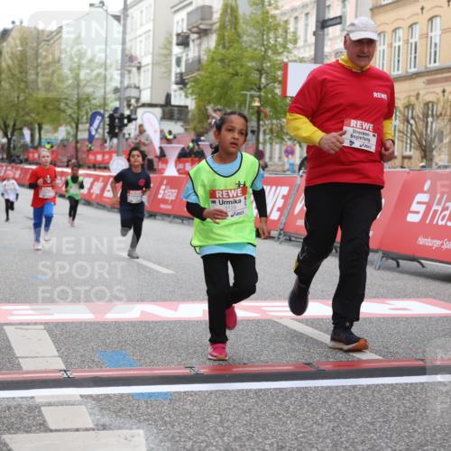 25.04.2026 - Das Zehntel Strokosch-Dieckow http://msf.ph/oto/9615827 25.04.2026 09:08:04 Ziel 1077, 1087, 1413, 2573, 3008, 3129 meine-sportfotos.de