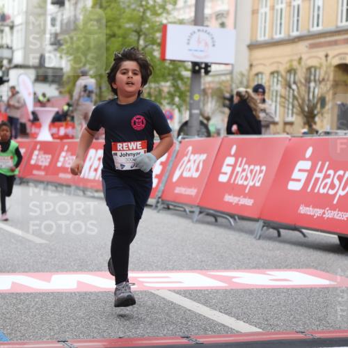 25.04.2026 - Das Zehntel Strokosch-Dieckow http://msf.ph/oto/9615854 25.04.2026 09:08:06 Ziel 1077, 1087, 2558, 2573, 3008, 3129, 3287 meine-sportfotos.de