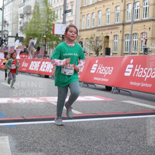 25.04.2026 - Das Zehntel Strokosch-Dieckow http://msf.ph/oto/9615935 25.04.2026 09:08:19 Ziel 2206, 2415 meine-sportfotos.de