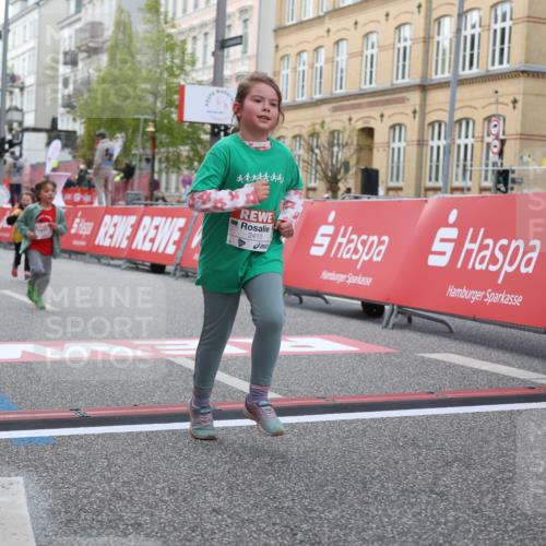 25.04.2026 - Das Zehntel Strokosch-Dieckow http://msf.ph/oto/9615939 25.04.2026 09:08:19 Ziel 2206, 2415 meine-sportfotos.de