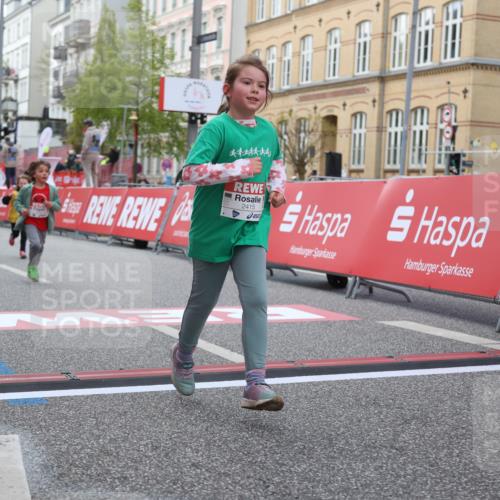25.04.2026 - Das Zehntel Strokosch-Dieckow http://msf.ph/oto/9615945 25.04.2026 09:08:20 Ziel 1978, 1984, 2191, 2206, 2415 meine-sportfotos.de